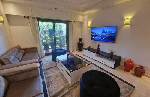 Majorelle Apartment | Deluxe Apartment in the city center with free wifi