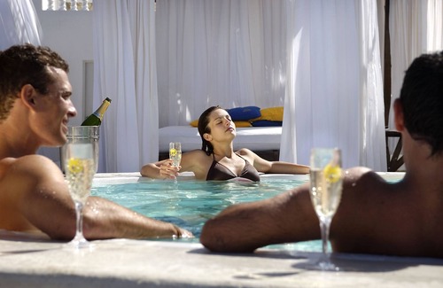 Cofresi Condo | Deluxe Beach Suite w/GOLD Bracelets or BLACK Bracelet Upgrade