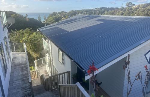 Palm Beach House | Deluxe Bedroom ldouble or twin bedl in shared Premium Villa at Waiheke Island Resort