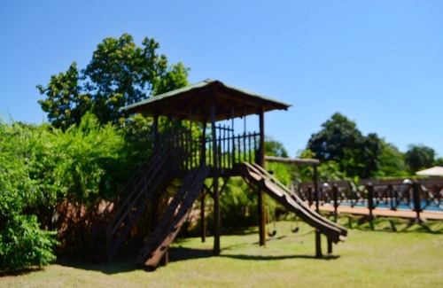 Puerto Iguazu Ski Chalet | Deluxe Cabin with Pool near the Waterfalls