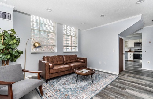 Thompson Square - Bunker Hill Apartment | Deluxe Charlestown 2BR w/In-Unit W/D, close to Dining, by Blueground