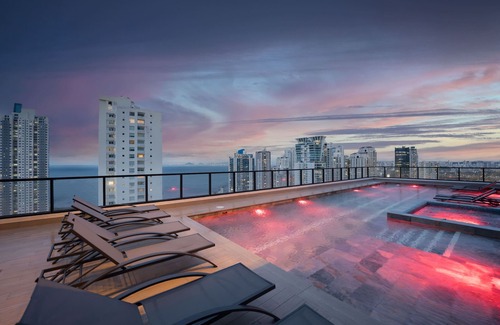 Costa del Este Apartment | Deluxe Condo Suite 2BR