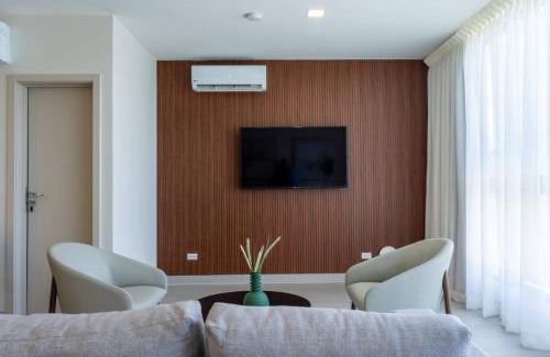 Costa del Este House | Deluxe Condo Suite 1BR with Ocean and Park View