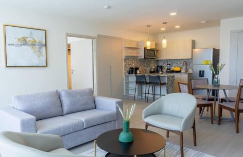 Costa del Este House | Deluxe Condo Suite 1BR with Ocean and Park View