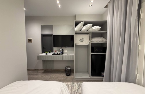 Al Haram Cabin | Deluxe Double or Twin Room with Balcony Mountain View