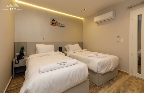 Al Haram Cabin | Deluxe Double or Twin Room with Balcony Mountain View