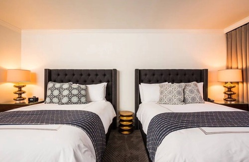 West Campus Hotel | Deluxe Double Queen, Hotel Ella, On-site Restaurant, Near Moody Center