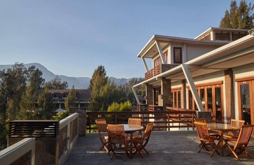 Ngadisari Apartment | Deluxe Double room at Jiwa Jawa Bromo