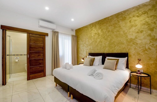 Marsaxlokk Bed & Breakfast | Deluxe Double Room - South Wind Guesthouse