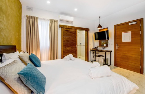 Marsaxlokk Bed & Breakfast | Deluxe Double Room - South Wind Guesthouse