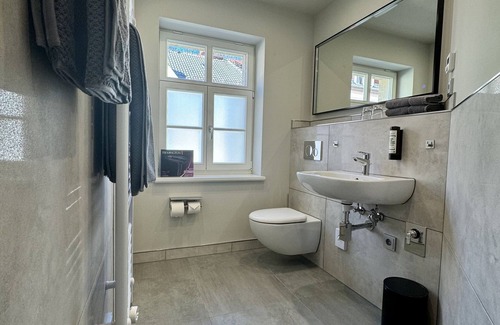 Meissen House | Deluxe double room with private bathroom