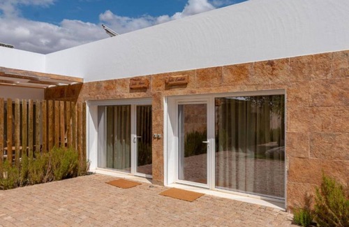 Estremoz Bed & Breakfast | Deluxe Double Room with Balcony