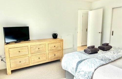 Mount Maunganui House | Deluxe Downtown Mount Maunganui