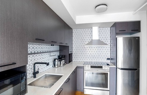 Ukrainian Village Apartment | Deluxe East Village 2BR w/Elevator & W/D, nr Union Square, by Blueground