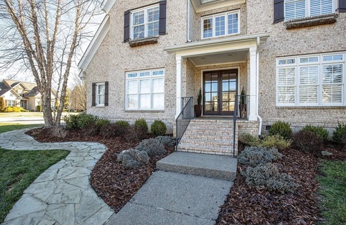 Spring Hill House | Deluxe Executive Home near Nashville