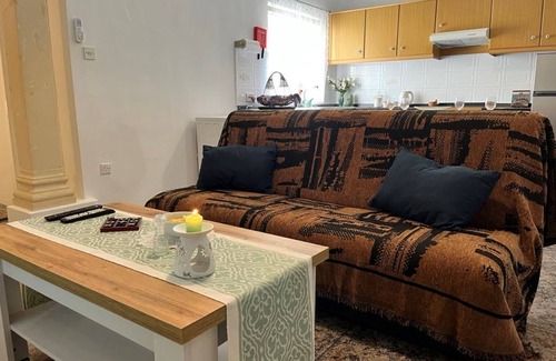 Madliena Apartment | Deluxe family 2-bedroom apartment equipped with all amenities