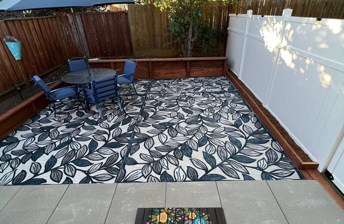 Rohnert Park Apartment | Deluxe Guest Suite w/private yard, king bed, sofa bed, desk, next to a park!