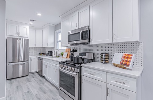 Scotch Plains House | Deluxe Harmony Duplex