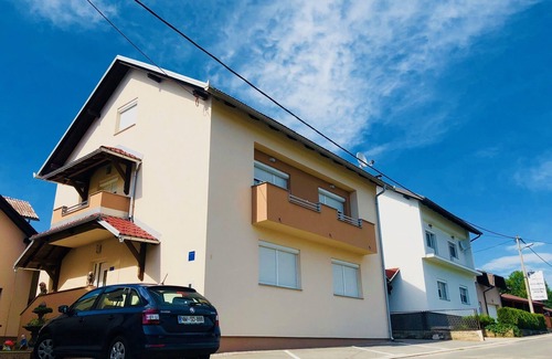 Otocac House | Deluxe Holiday house " Mimoza" *