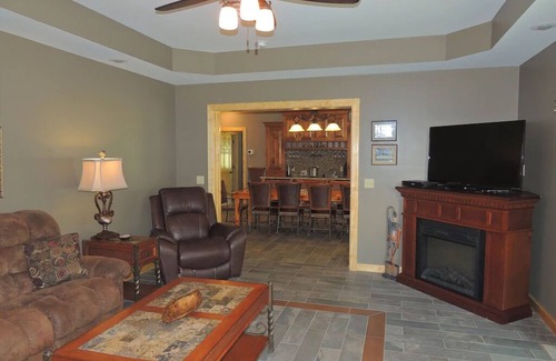 Cape Vincent House | Deluxe House - 5 bedroom/5 bath