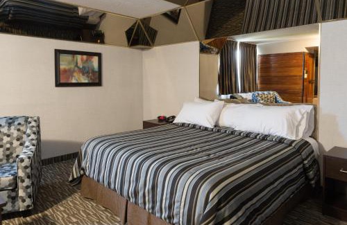 Islington - City Centre West Hotel | Deluxe Inn