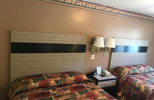 Nebraska City Hotel | Deluxe Inn Nebraska City