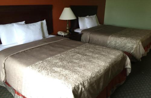 Cameron County Hotel | Deluxe Inn & Suites