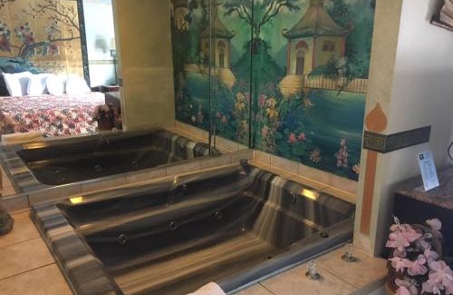 Galloway Hotel | Deluxe Inn