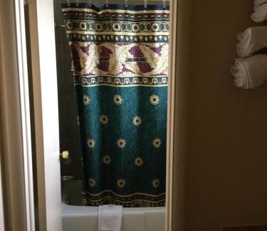 Hebron Hotel | Deluxe Inn