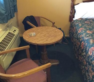 Hebron Hotel | Deluxe Inn