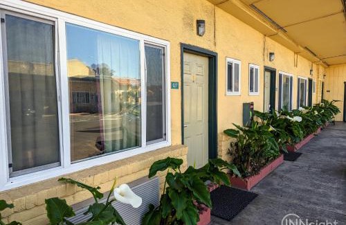 South San Francisco Hotel | Deluxe Inn