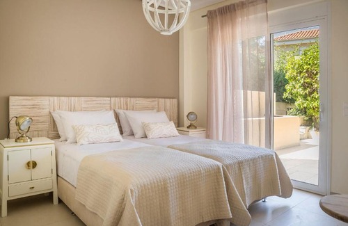 Karavomylos Villa | Deluxe Kefalonia Apartment Apartment Paeonia 3 Bedroom Pool Sea View Karavomilos
