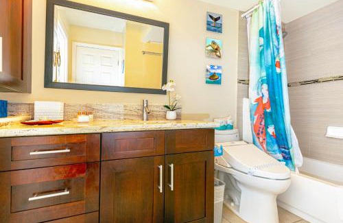 Waikiki Apartment | Deluxe Living in Waikiki - Ocean View Condo with Parking