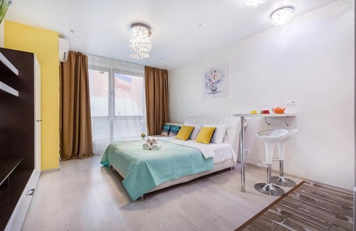 Khoroshevskiy Apartment | DeLuxe Loft City Centre