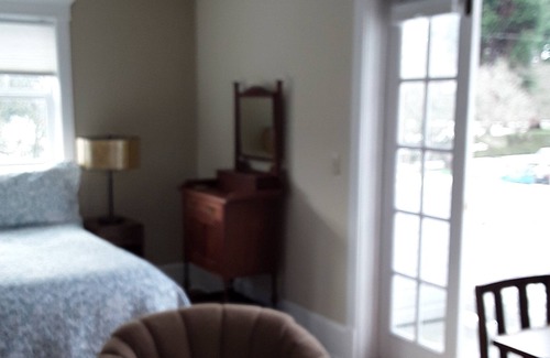 Anacortes House | Deluxe Master Suite inside a Victorian home, across from historic Causland park.