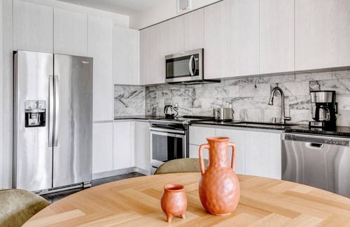 Grantville Apartment | Deluxe Mission Valley 1BR w/Gym, W/D & Pool, nr shops, by Blueground
