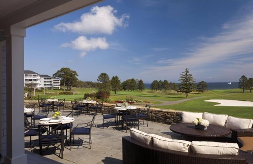Glen Cove Condo | Deluxe Oceanfront Rockport Resort 1