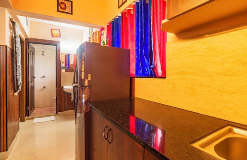 Nedumbassery Apartment | Deluxe one bedroom apartment with balcony - opposite to cochin airport