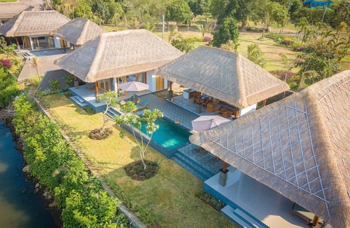 Kalisada Villa | DeLuxe Pool villa 4, two bedroom luxury villa with panoramic ocean view!