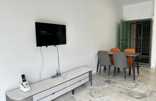 Baharu Apartment | Deluxe room marina View Villas