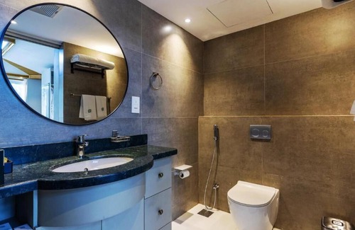 Ras Al Khaimah Apartment | Deluxe Room Near Boabdil’s Lair Restaurant
