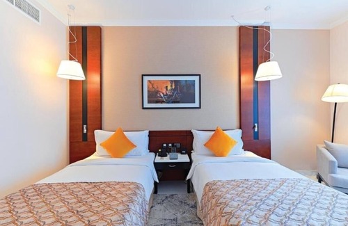 Al Barsha 1 Hotel | Deluxe Room Near Mall of Emirates By E R