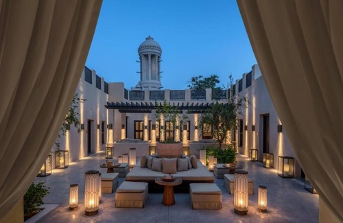 Sharjah Apartment | Deluxe Room Near Sharjah Art Museum