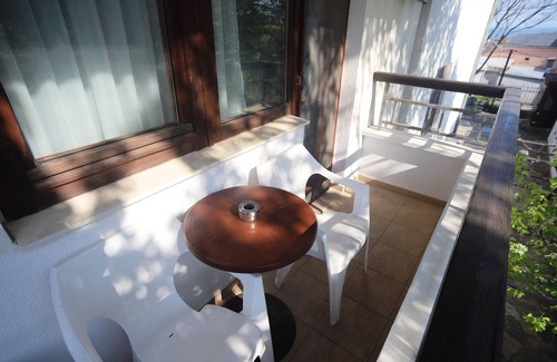 Primorski Apartment | Deluxe room with a pool, 5 min from the beach!