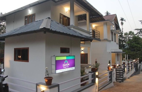 Vythiri Villa | Deluxe Room with Balcony