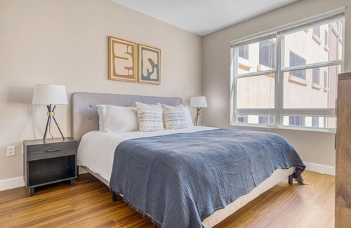 San Bruno Apartment | Deluxe San Bruno 2BR w/ Pool, Gym & W/D, near I-280 & 101, by Blueground