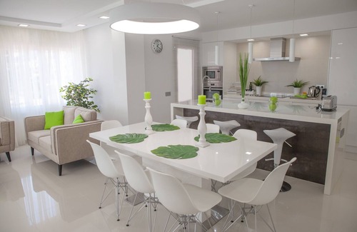 Benalmadena Costa Apartment | Deluxe sea view apartment in Puerto Marina