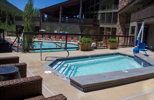 Jackson Condo | Deluxe + Spacious Condo with A/C