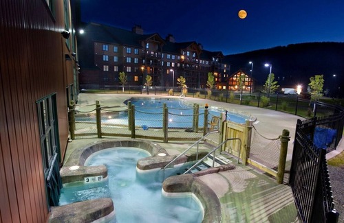 Blodgett Mills Condo | Deluxe Studio | Waterpark, Spa & Restaurants