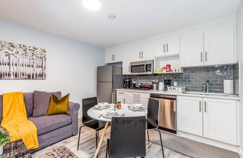 Airdrie Apartment | Deluxe Suite w/Fast WiFi, Perfect for Long Stays